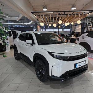 🚗⚡ Täysin uusi Toyota Urban Cruiser – nyt meillä